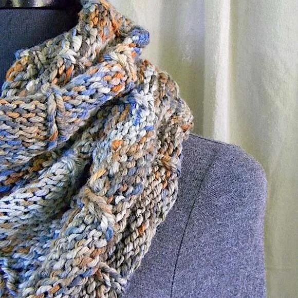 Handknit Variegated Neutral Grey Slip Stitch Infinity Reversible Unisex Cowl - Picture 4 of 6